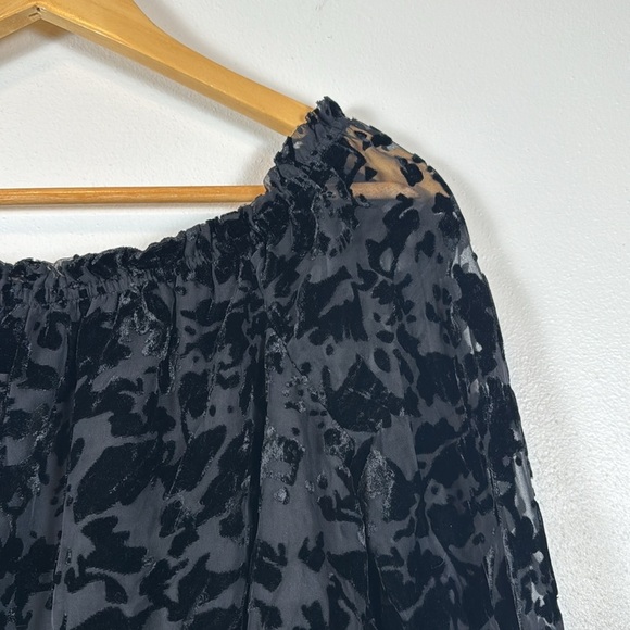 Rock & Republic Black Top Burn Out Velvet Gathered Neck Dark Whimsigoth Y2K M - Picture 2 of 9